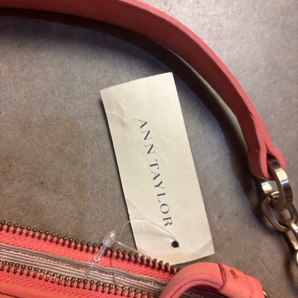 Ann Taylor Womens Small Pink Salmon Leather Handbag Clutch Bag Purse charm NWT - Picture 5 of 8
